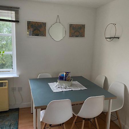 شقة Canal-Flat Near Stratford International Station لندن المظهر الخارجي الصورة